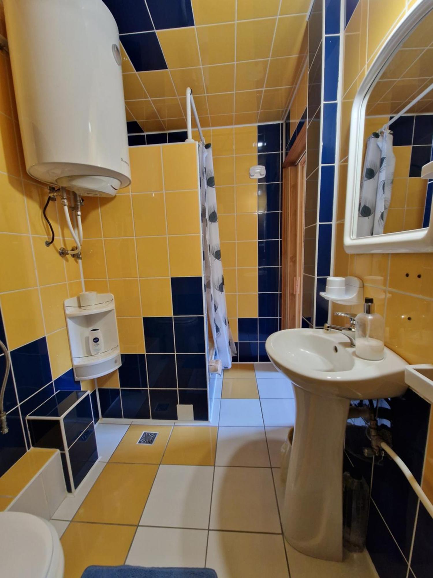 Voro Mold Hotel Gura Humorului Buitenkant foto
