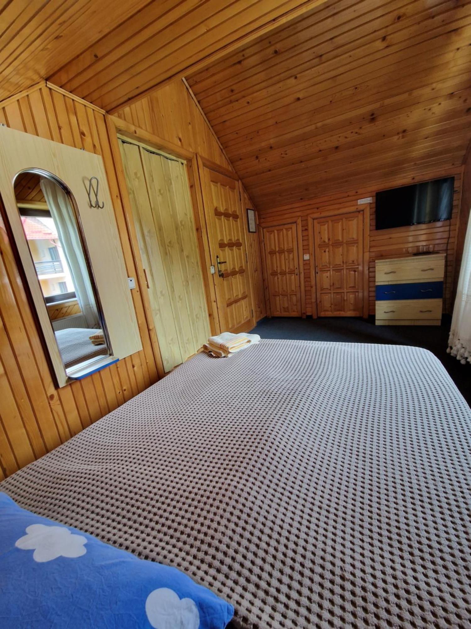 Voro Mold Hotel Gura Humorului Buitenkant foto